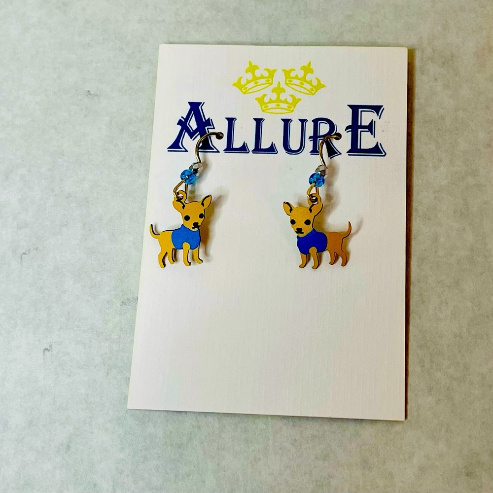 Chihuahua Puppy Dog hanging earrings